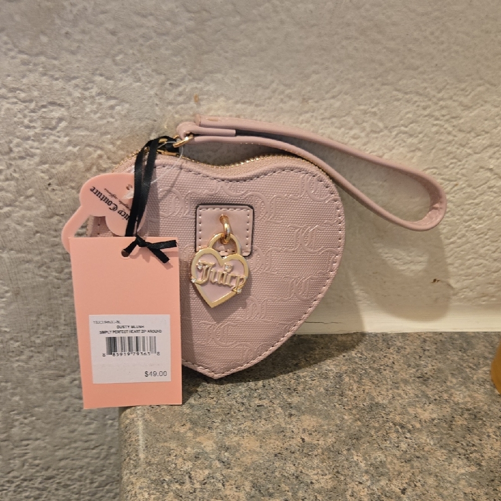Juicy Couture Light Pink Heart Wristlet nwt